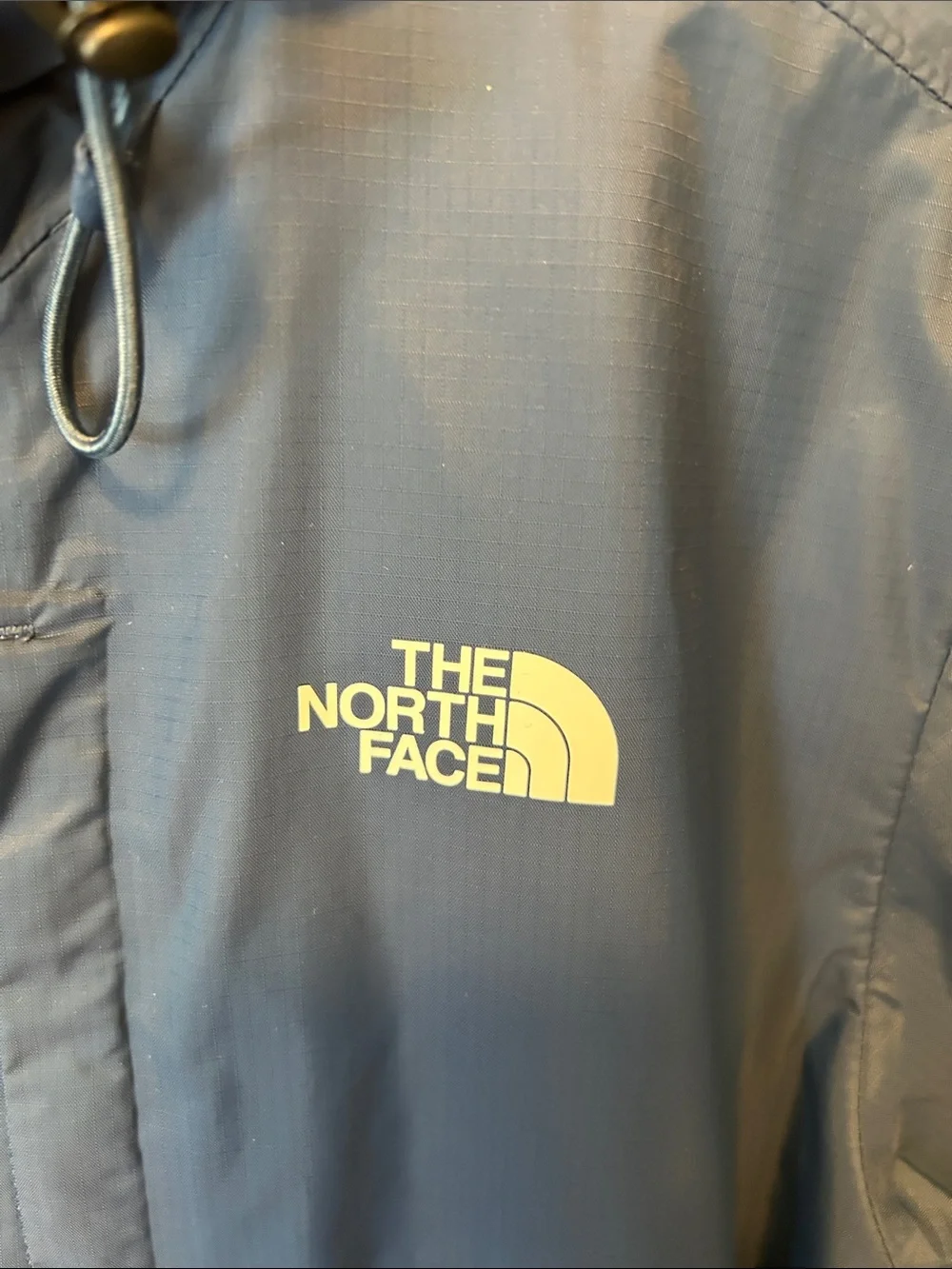 The North Face Men’s Royal Blue Hooded windbreaker Jacket